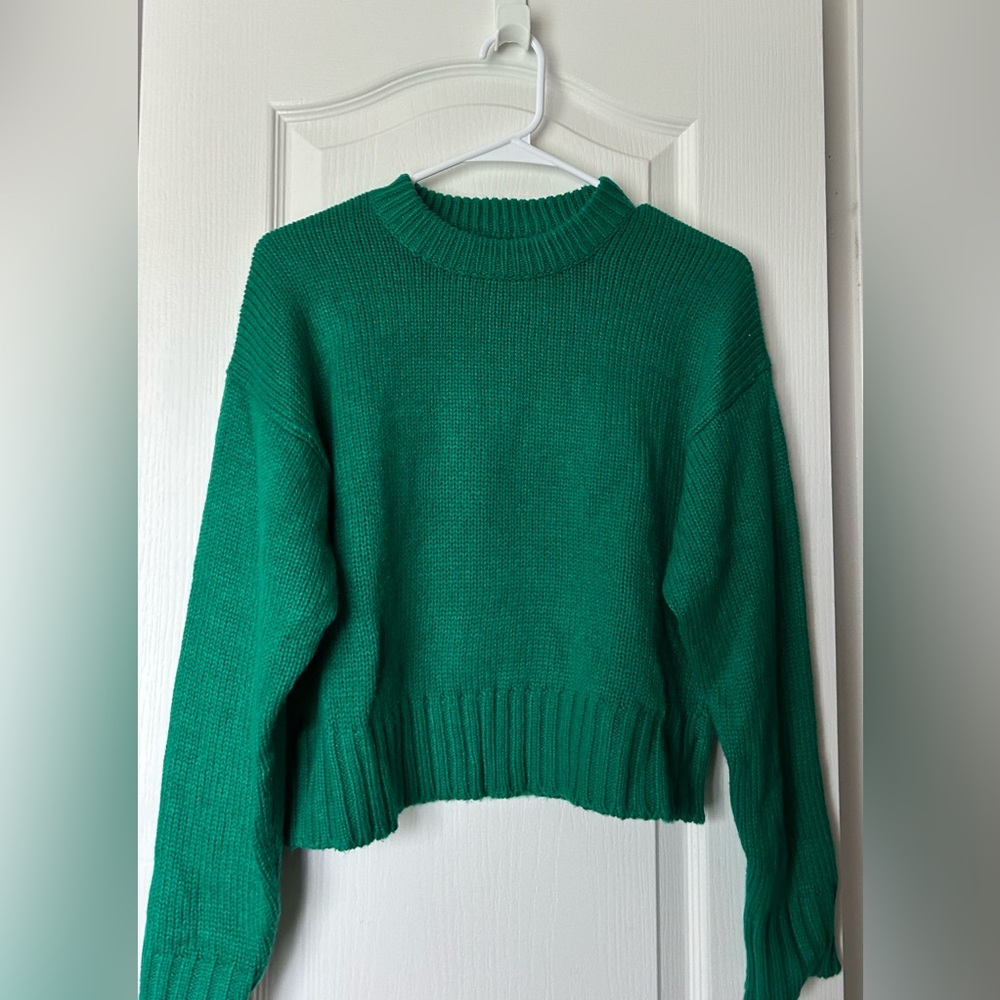 OVS Green Knitted Sweater, size small, brand new condition
